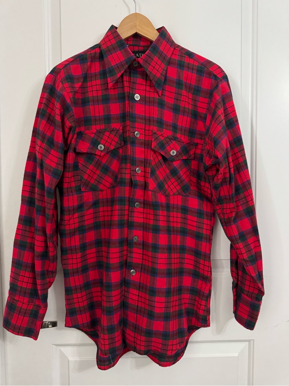 Vintage Eatons Men's Red Plaid Button-Up Flannel Shirt, medium